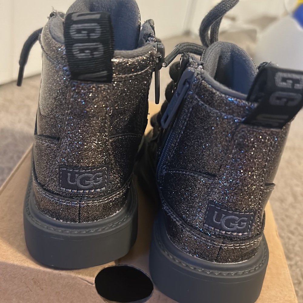 🤍🖤🩶Glitter UGG Combat Boot🩶🖤🤍 - Picture 10 of 12